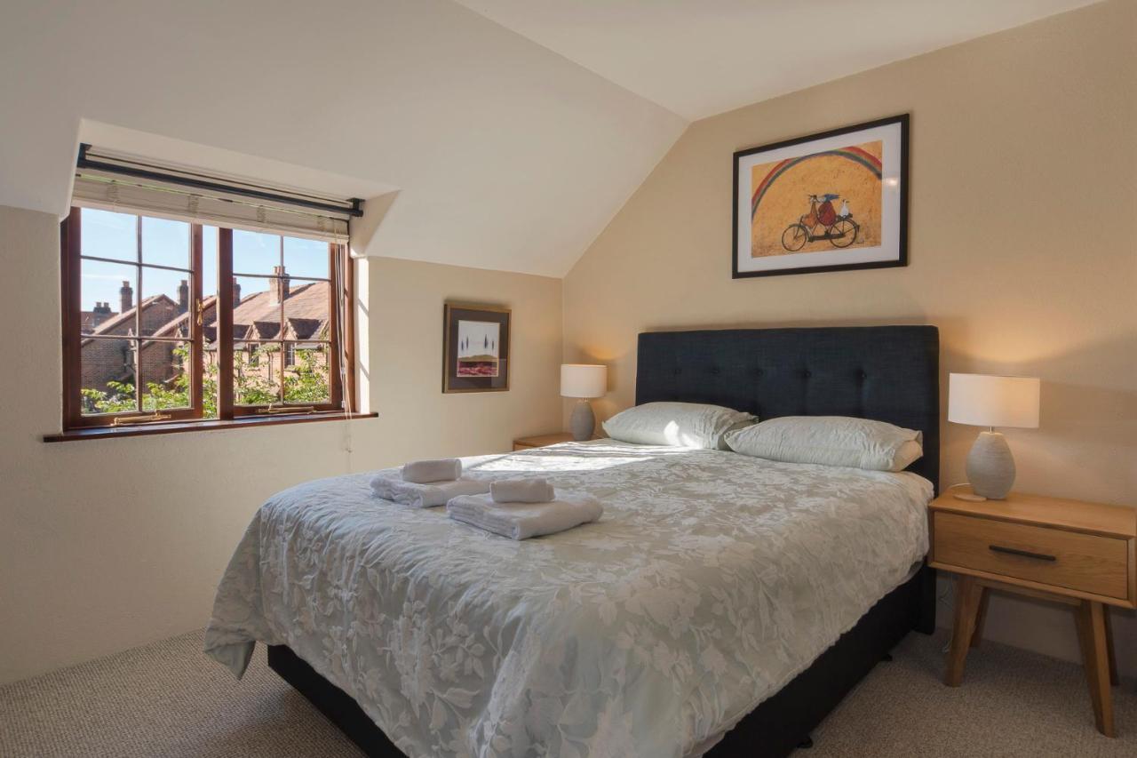 The Village Green Apartment Nelson Esterno foto
